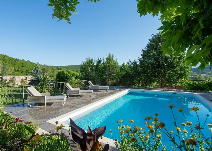 Krolo Villa&wine Villa *